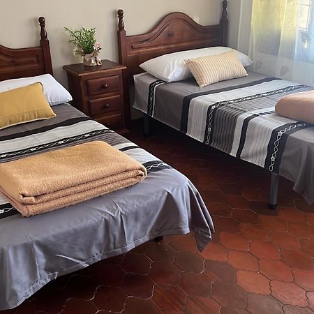 Hostal Sabor Fusion Hotel La Pradera de Navalhorno Екстериор снимка